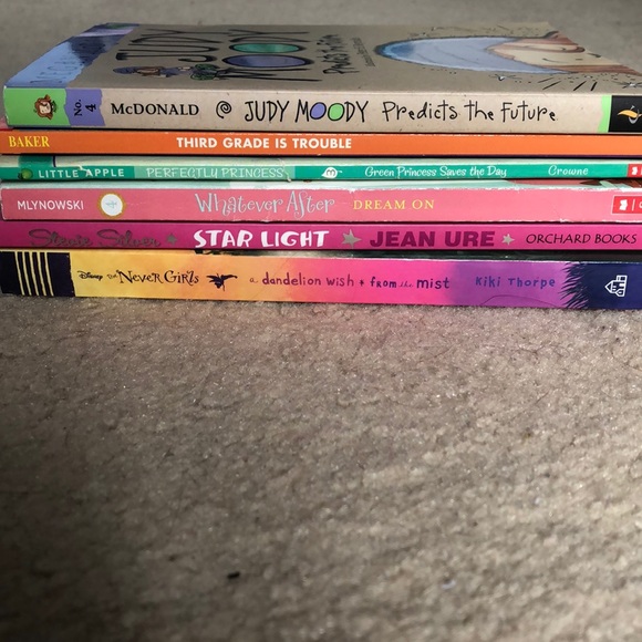 6 Various Kids Chapter Books - Picture 2 of 2